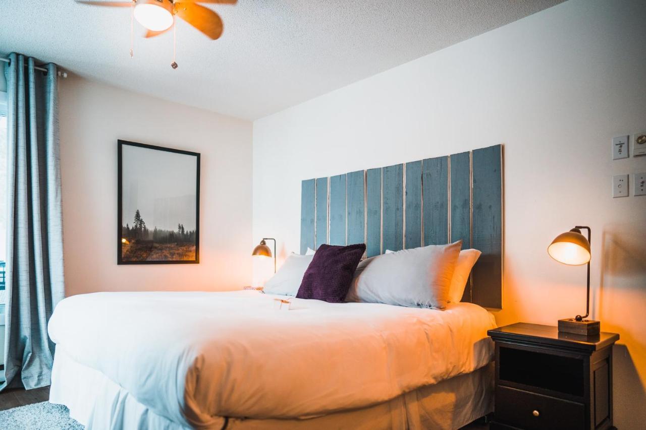 מונט טרמבלאנט Magnifique Condo Pres Du Lac Tremblant מראה חיצוני תמונה