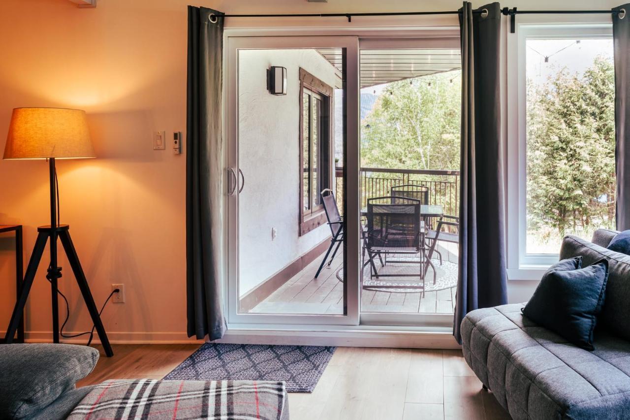 מונט טרמבלאנט Magnifique Condo Pres Du Lac Tremblant מראה חיצוני תמונה