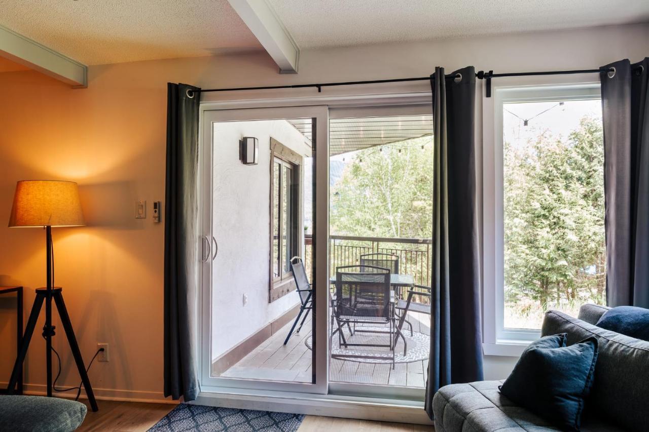 מונט טרמבלאנט Magnifique Condo Pres Du Lac Tremblant מראה חיצוני תמונה